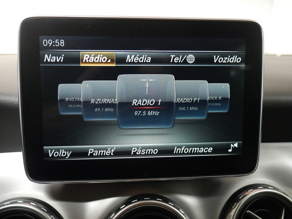 Mercedes-Benz GLA 2.2d  200 D 4Matic