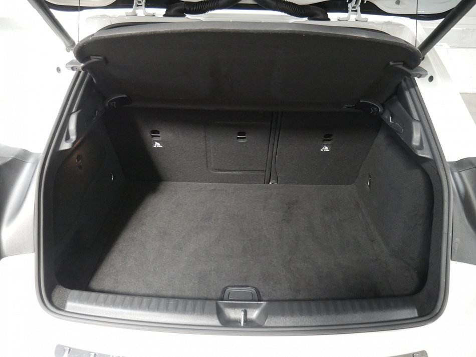 Mercedes-Benz GLA 2.2d  200 D 4Matic