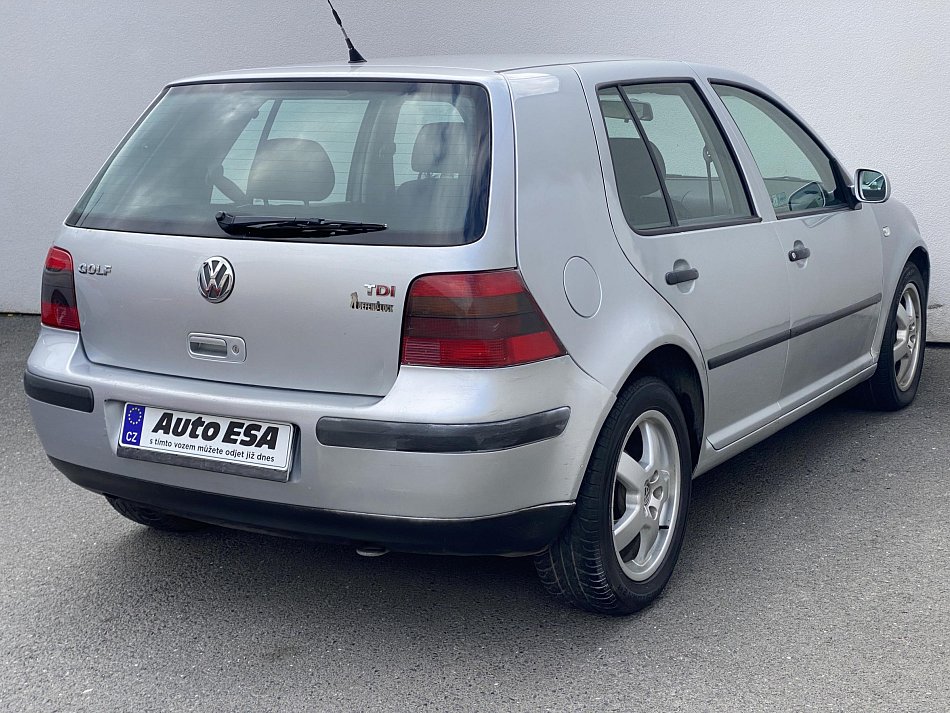 Volkswagen Golf 1.9TDi 