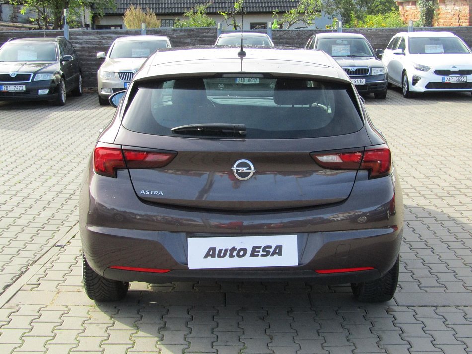 Opel Astra 1.4 T 