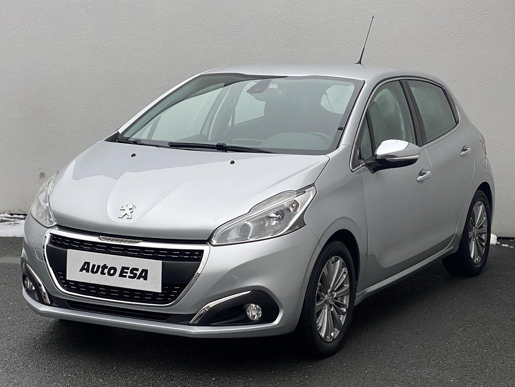 Peugeot 208 1.2PT Allure