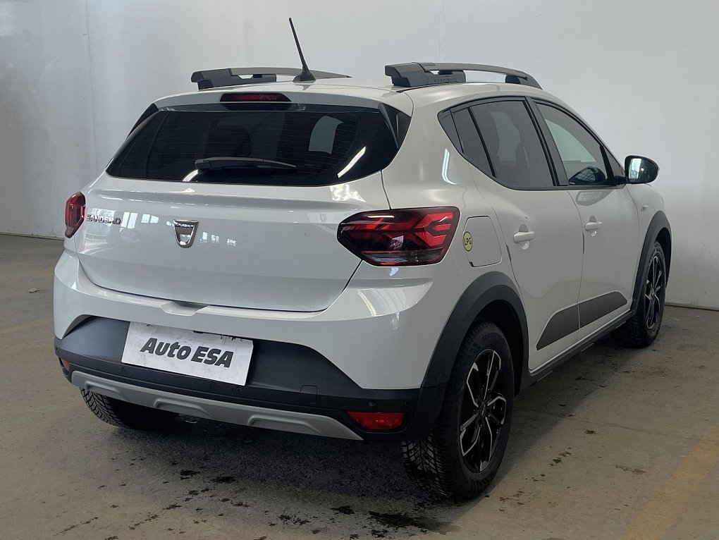 Dacia Sandero 1.0i 