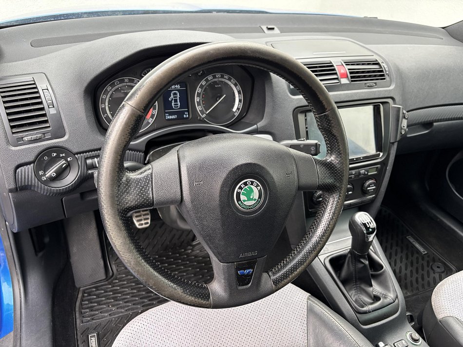 Škoda Octavia II 2.0TDi RS