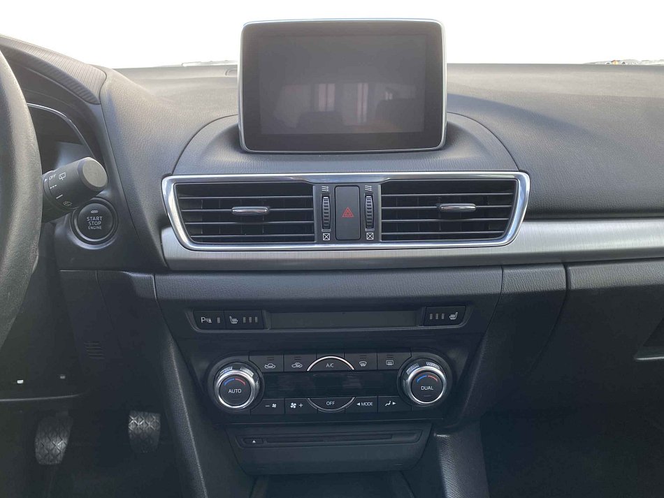 Mazda 3 2.0 i Sport