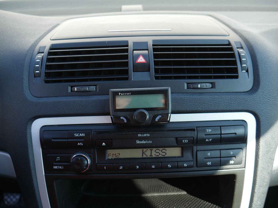 Škoda Octavia II 1.6TDI Ambiente