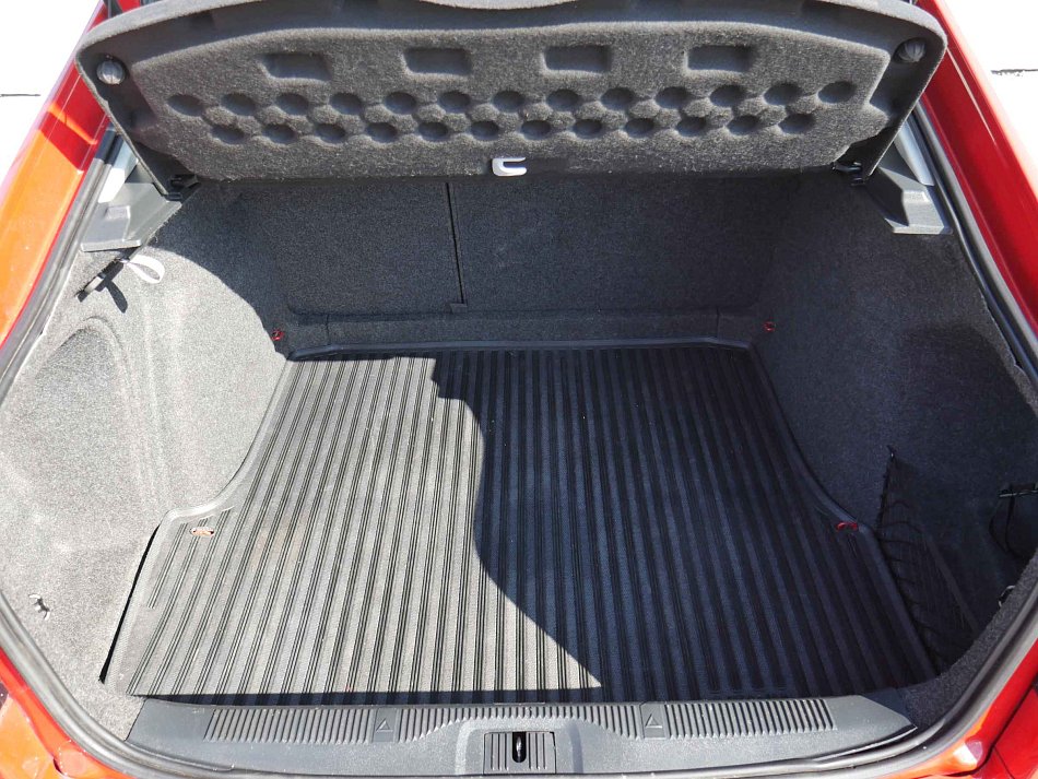 Škoda Octavia II 1.6TDI Ambiente