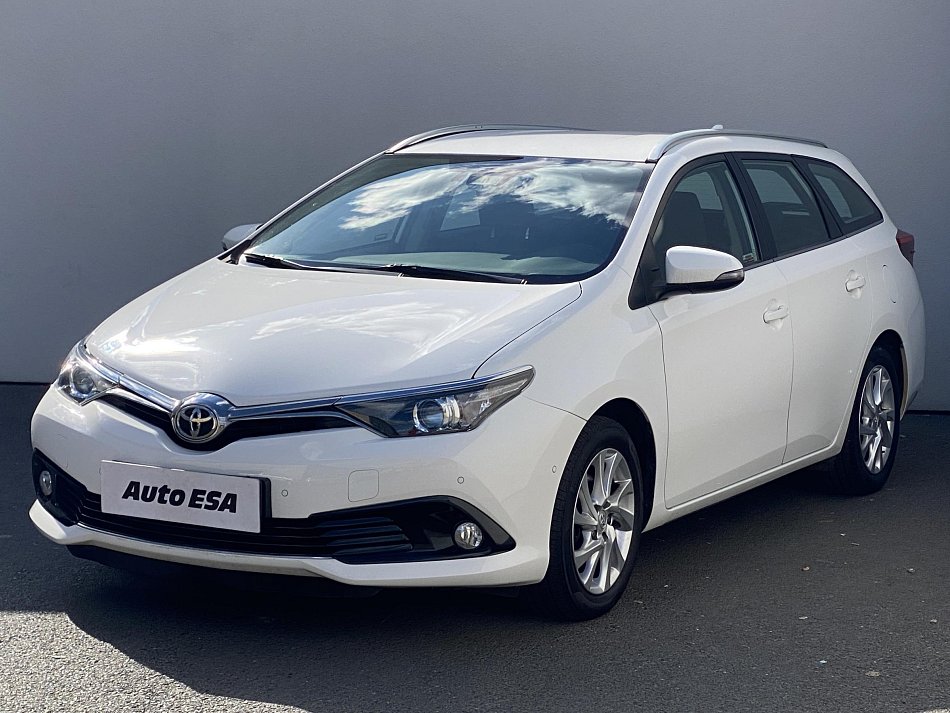 Toyota Auris 1.6 i 