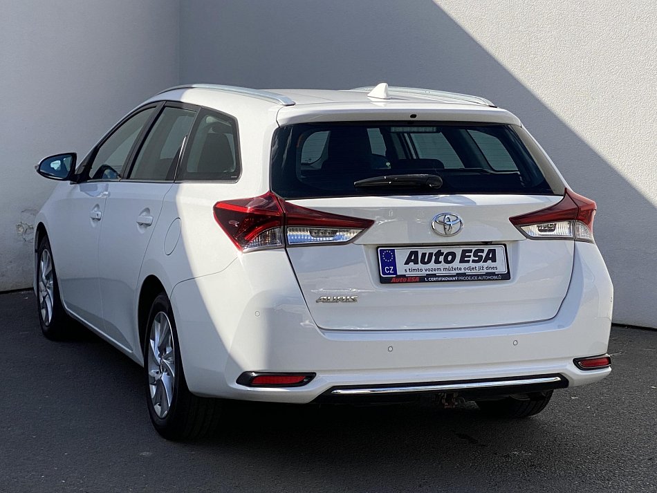 Toyota Auris 1.6 i 