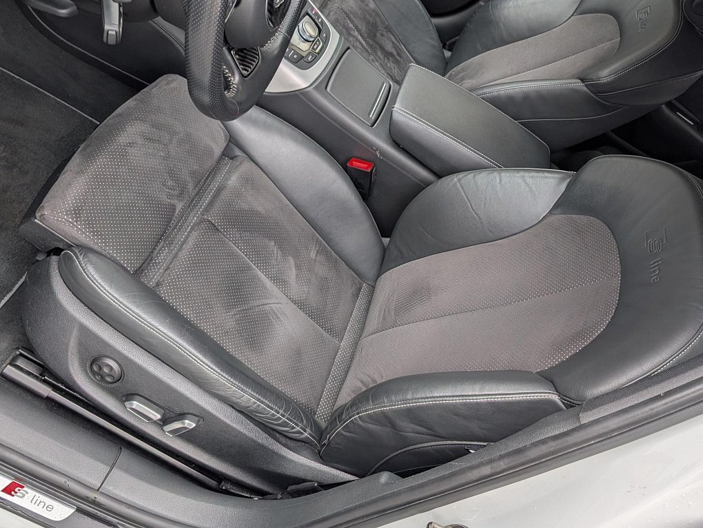 Audi A6 3.0TDi S-line Quattro