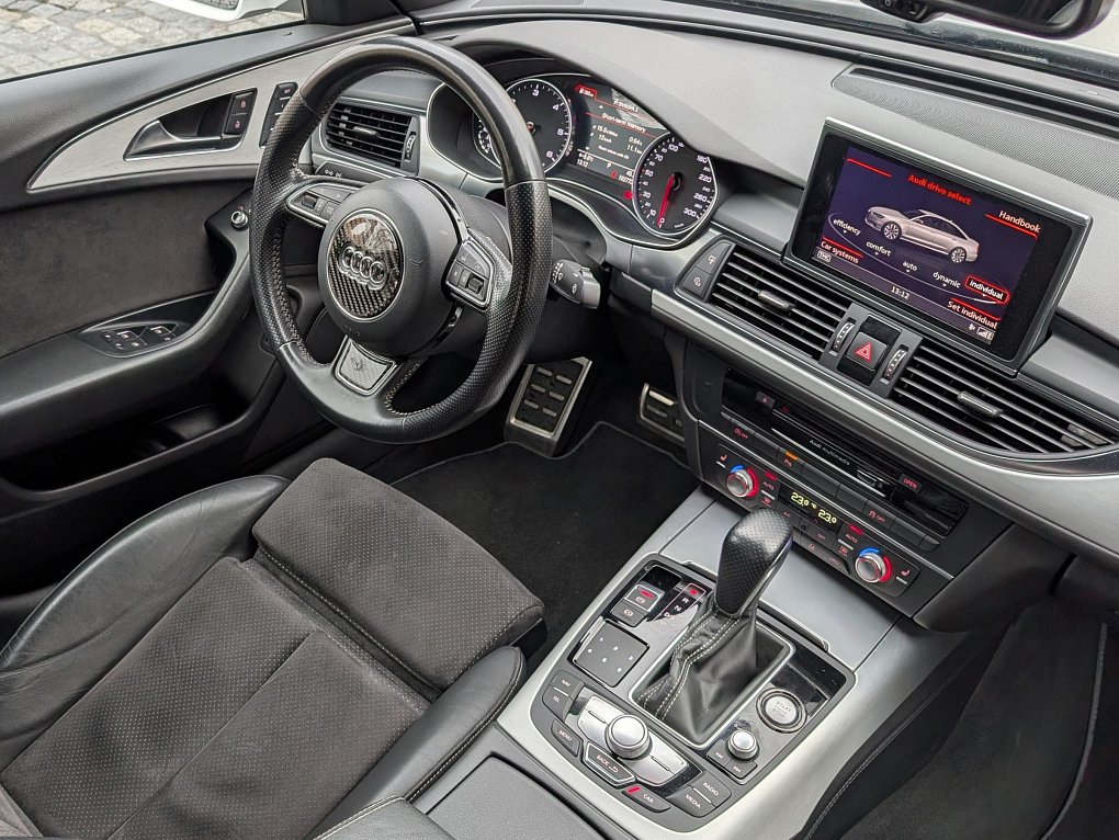 Audi A6 3.0TDi S-line Quattro