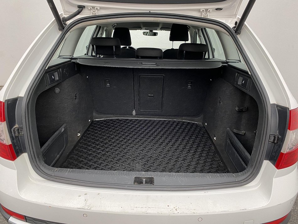Škoda Octavia III 2.0 TDi  4x4