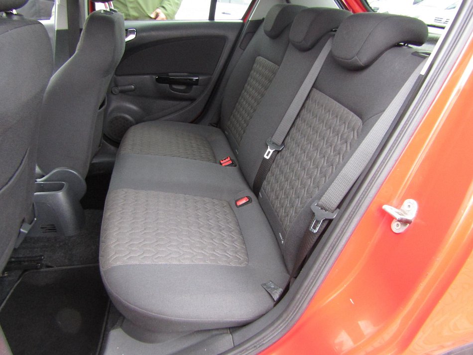 Opel Corsa 1.3i 