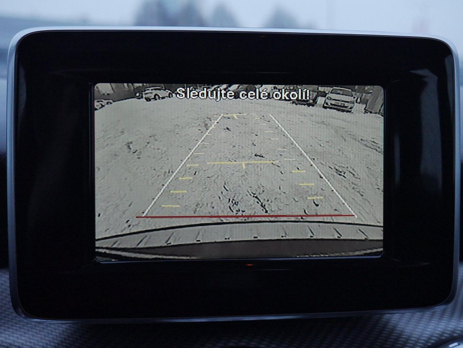 Mercedes-Benz GLA 2.0i  GLA 250  4Matic