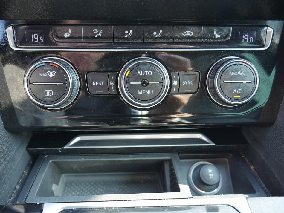 Volkswagen Passat 2.0TDi 