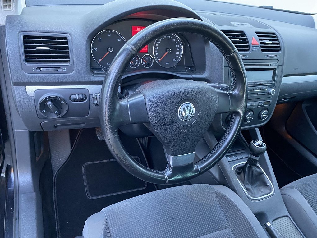 Volkswagen Golf 1.9 TDi 