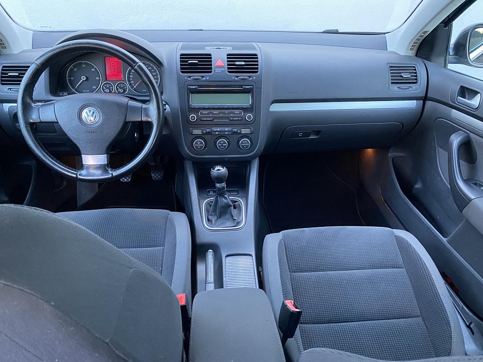 Volkswagen Golf 1.9 TDi 