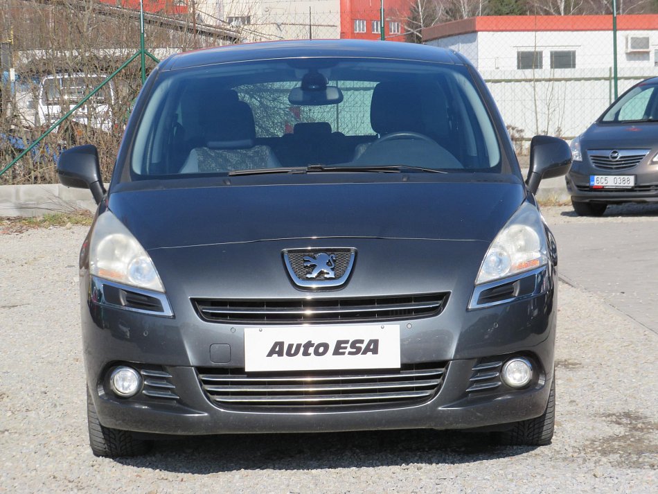 Peugeot 5008 2.0 HDi 