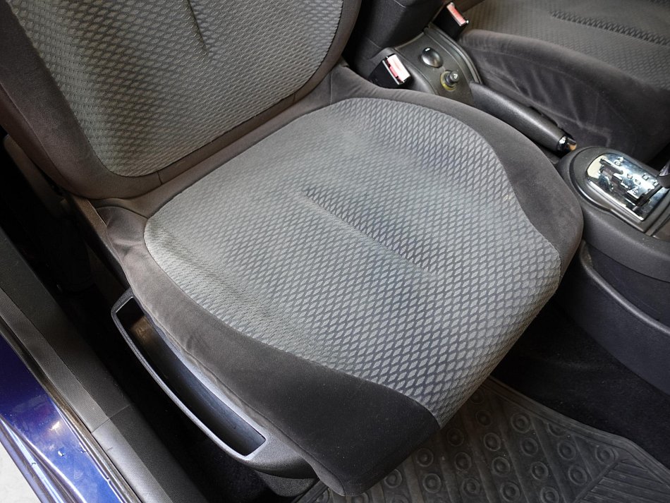 Citroën C4 1.6i 