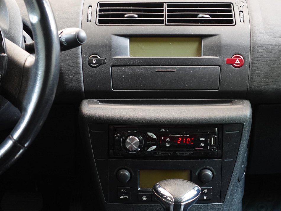 Citroën C4 1.6i 