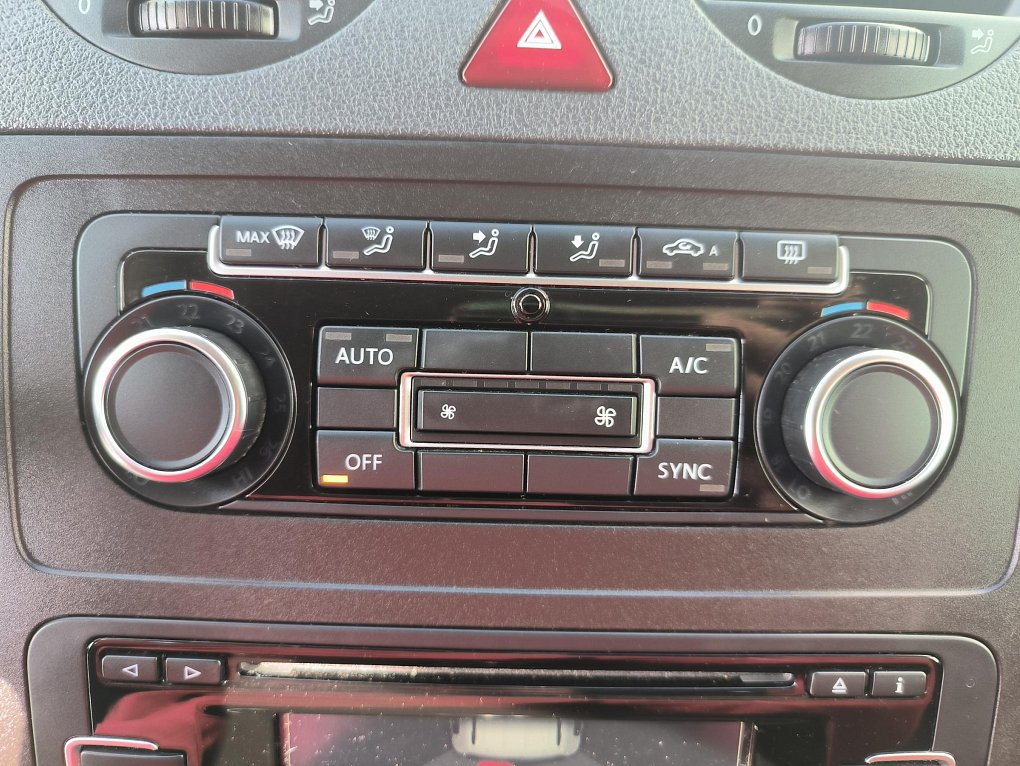 Volkswagen Caddy 2.0TDi Comfortline MAXi 7míst