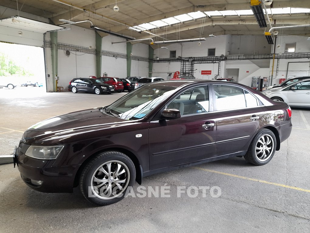 Hyundai Sonata 2.0 CRDi 