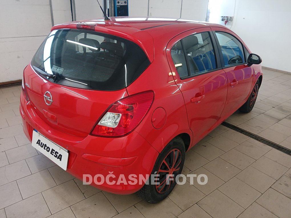 Opel Corsa 1.2i 