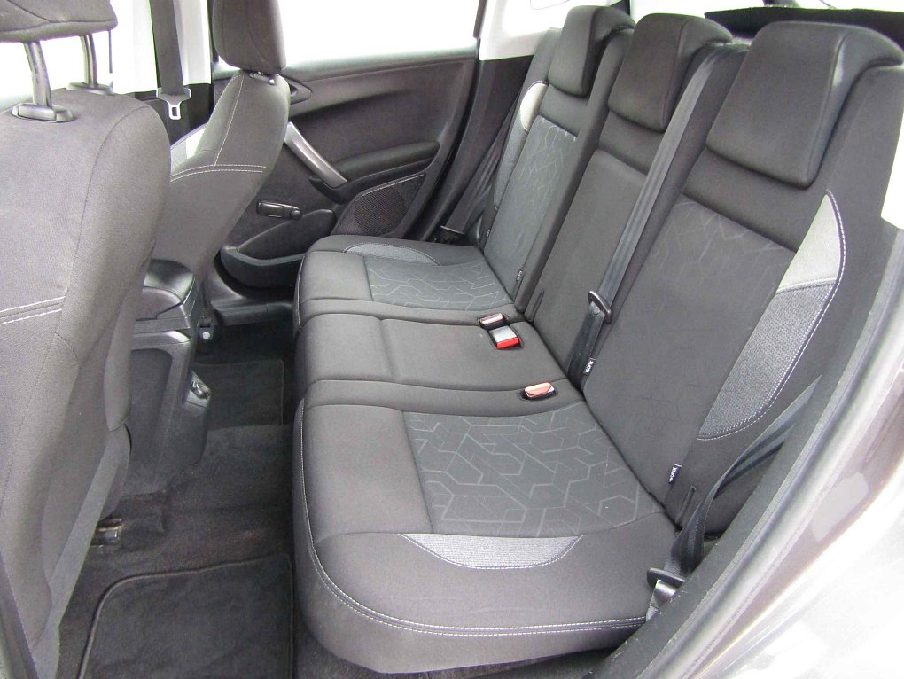 Peugeot 2008 1.2 VTi 