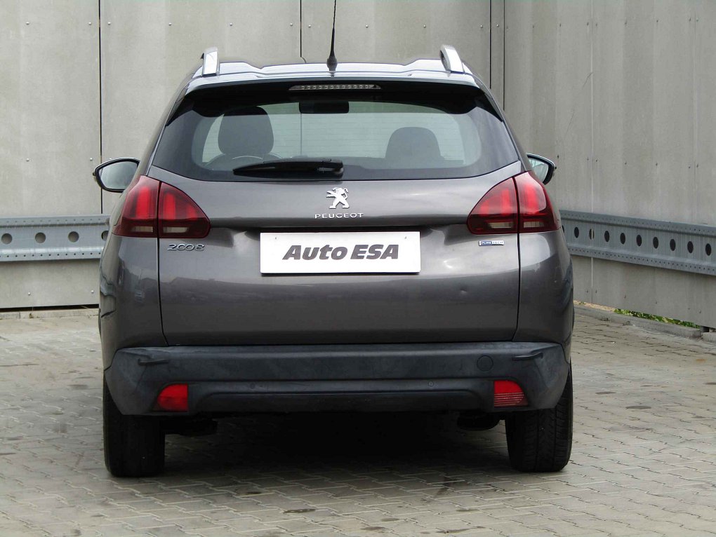 Peugeot 2008 1.2 VTi 
