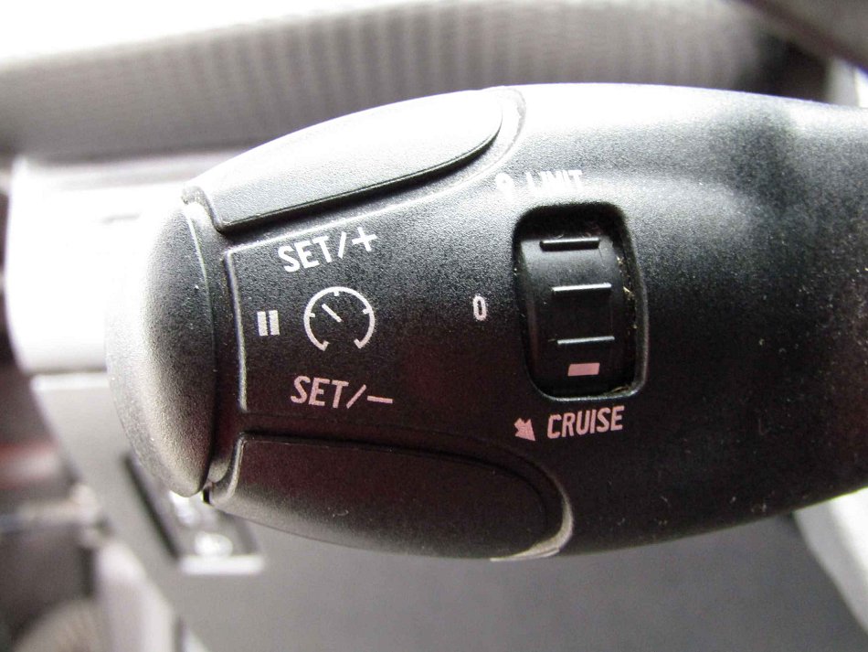 Peugeot 2008 1.2 VTi 