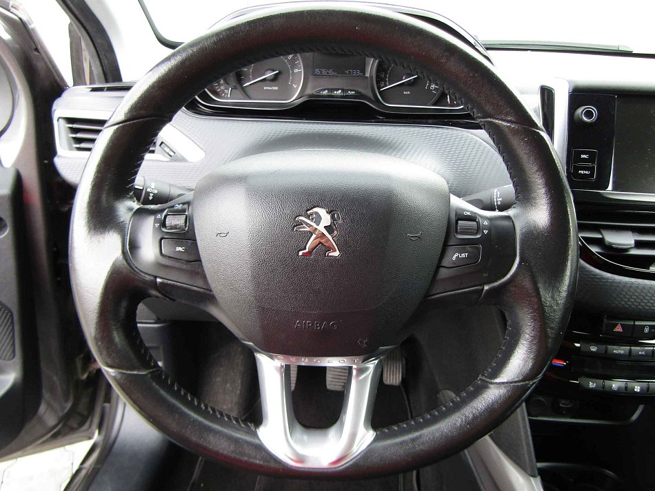 Peugeot 2008 1.2 VTi 