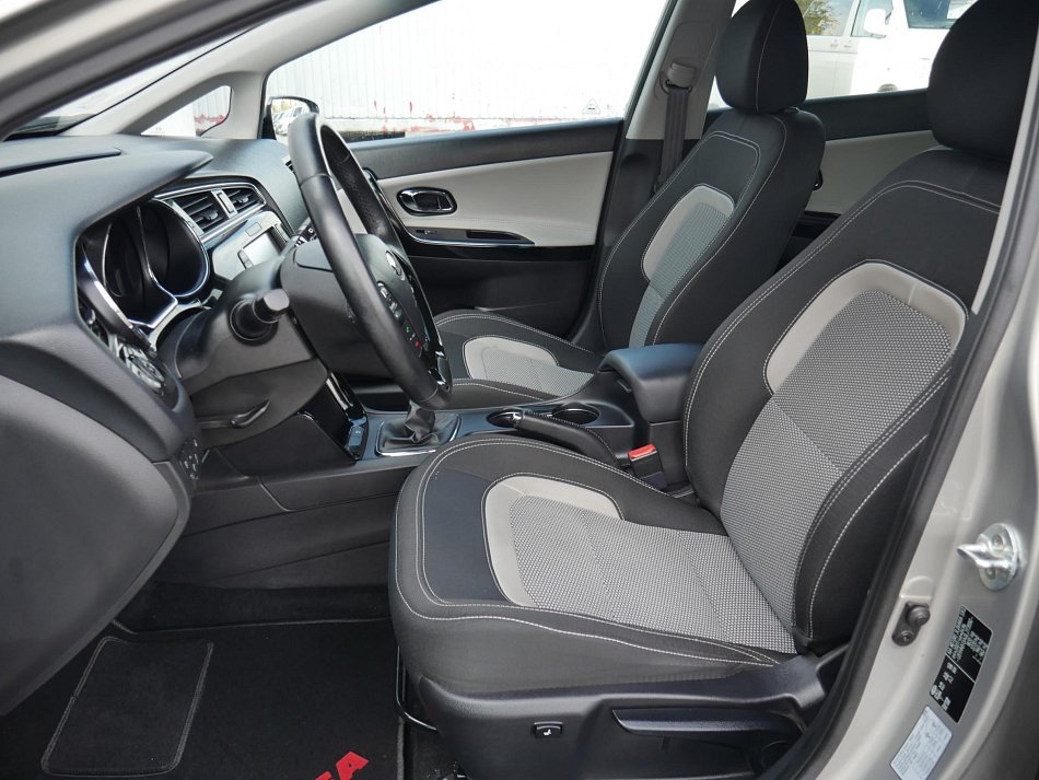 Kia Ceed 1.6 GDi Exclusive