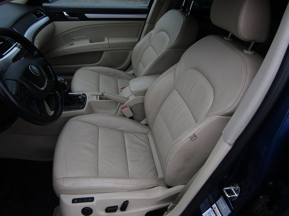 Škoda Superb II 2.0 TDi Elegance