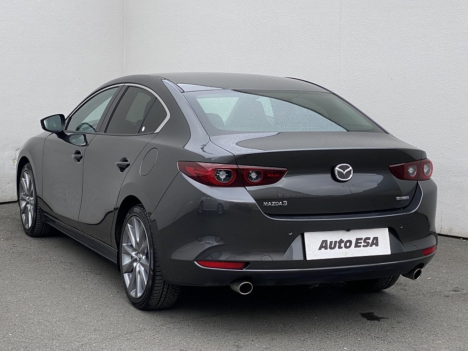 Mazda 3 2.0 skyactiv-G 