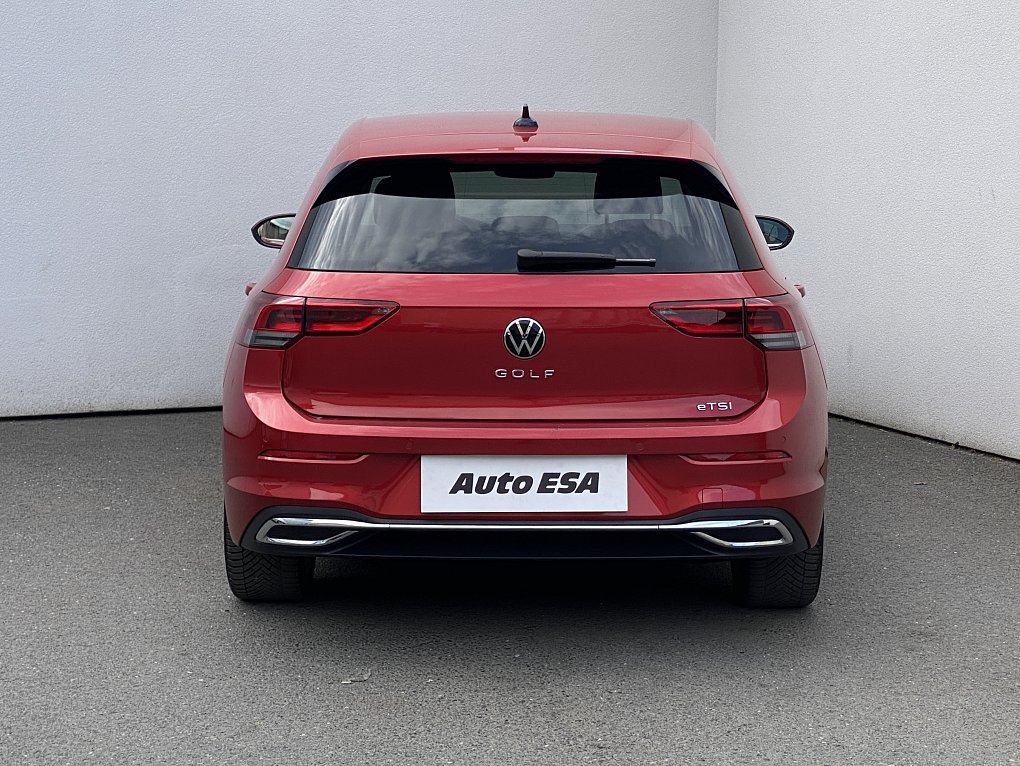 Volkswagen Golf 1.5 e-TSi Style