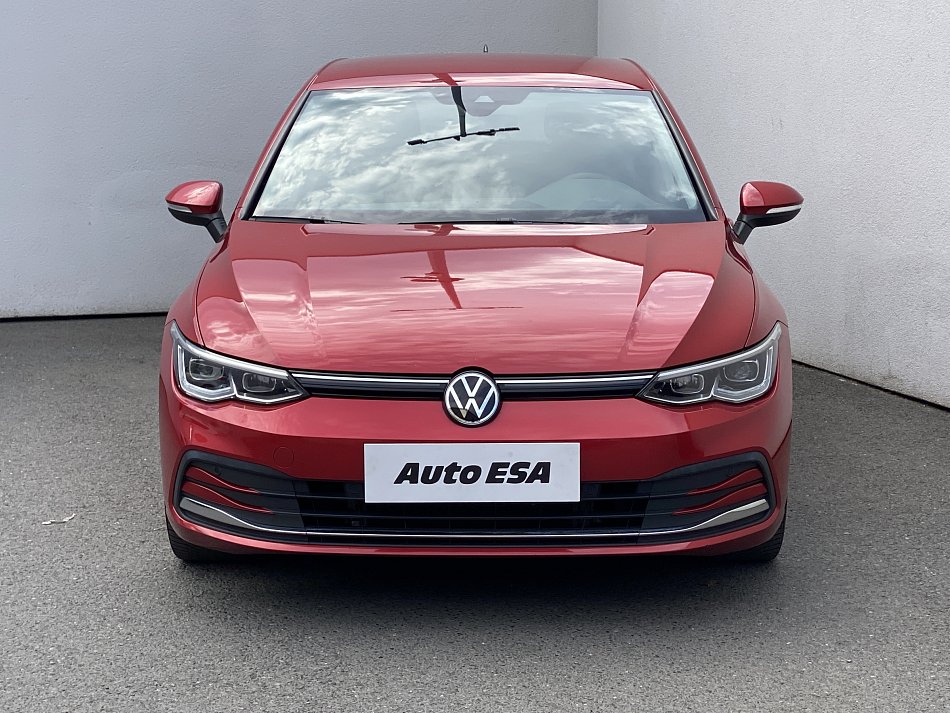 Volkswagen Golf 1.5 e-TSi Style