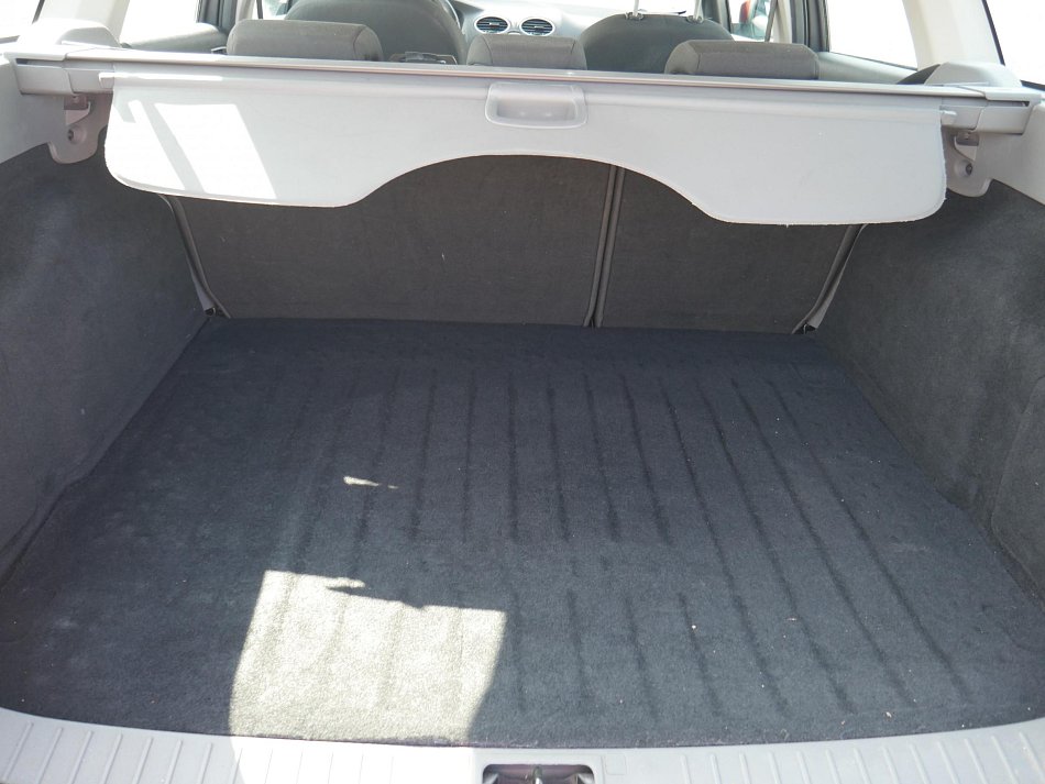 Ford Focus 1.6i 