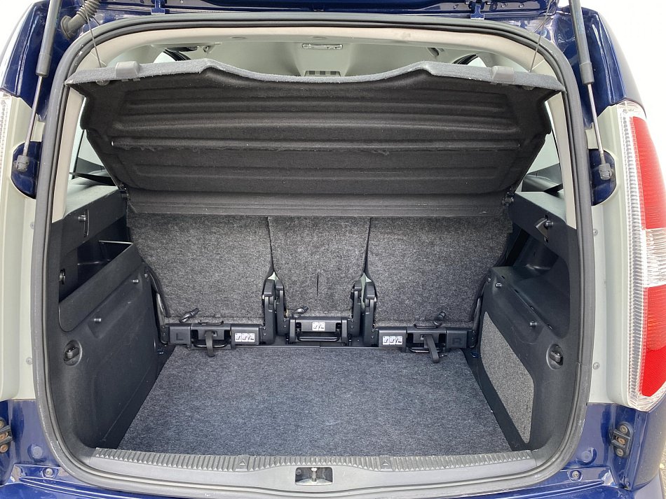 Škoda Roomster 1.6 16V 