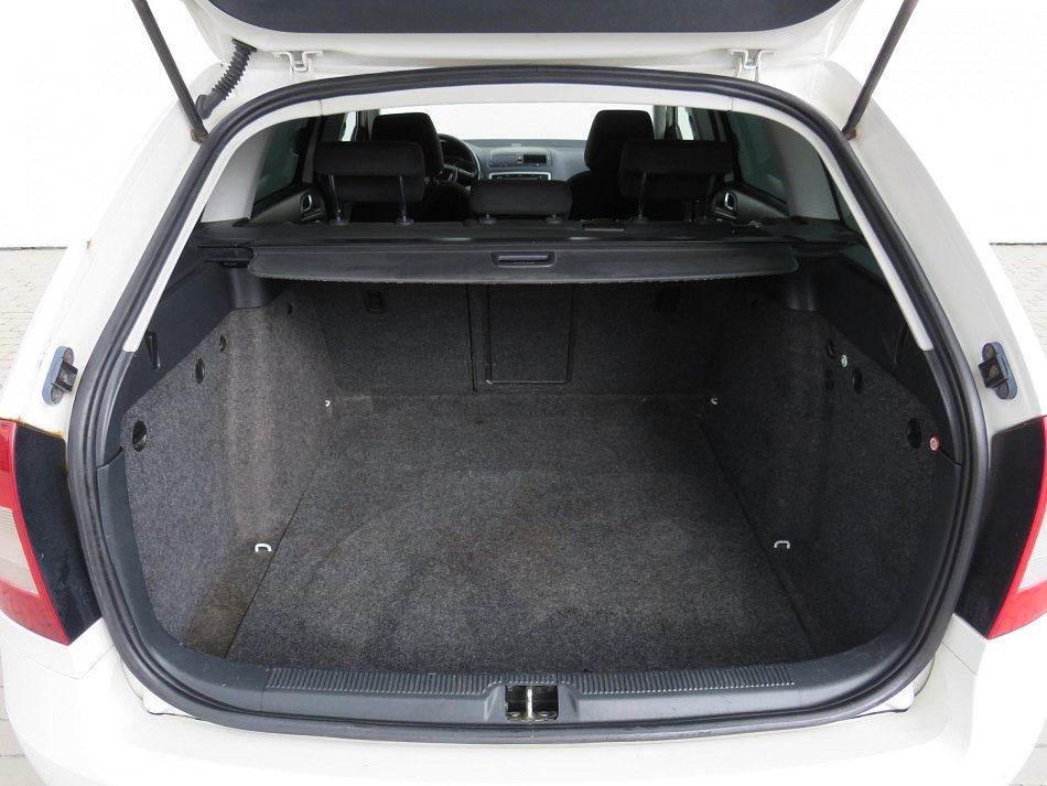 Škoda Octavia II 1.6 TDi Ambition