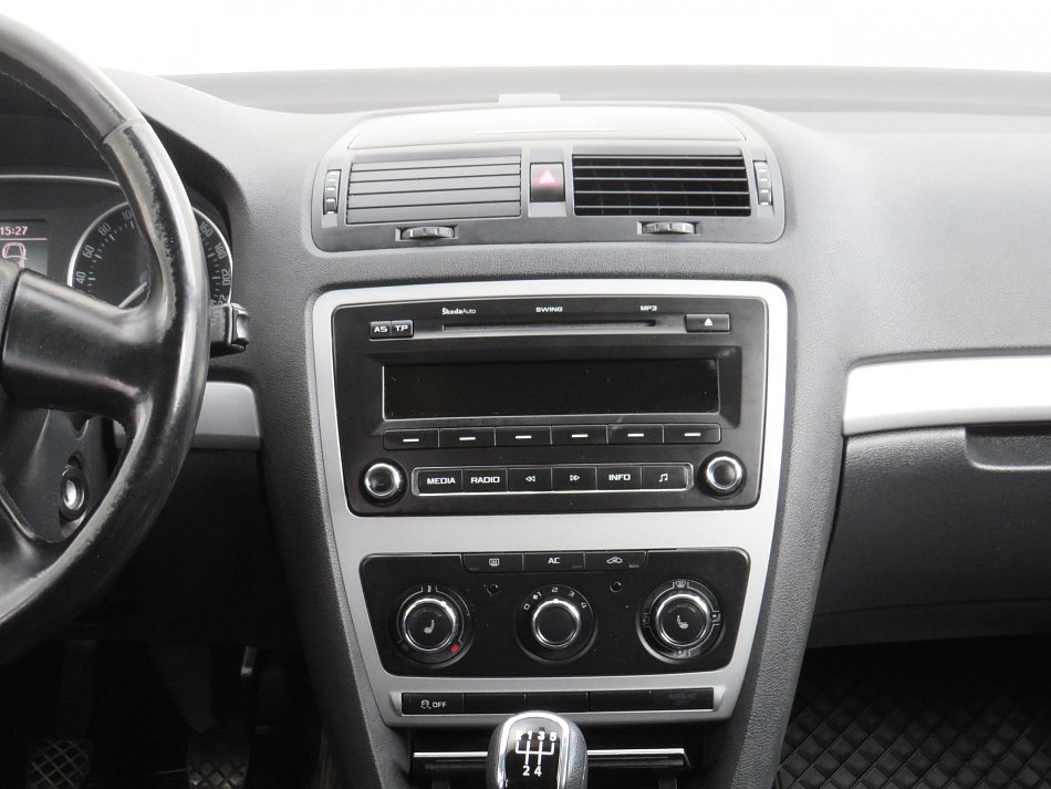 Škoda Octavia II 1.6 TDi Ambition