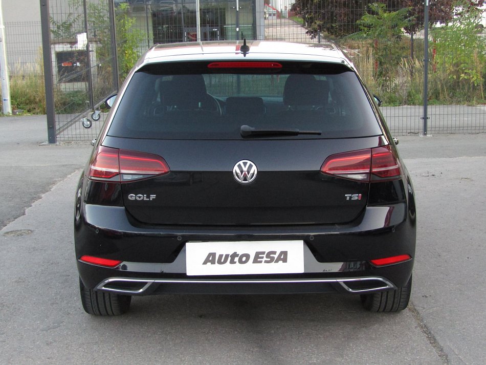 Volkswagen Golf 1.4 TSi 