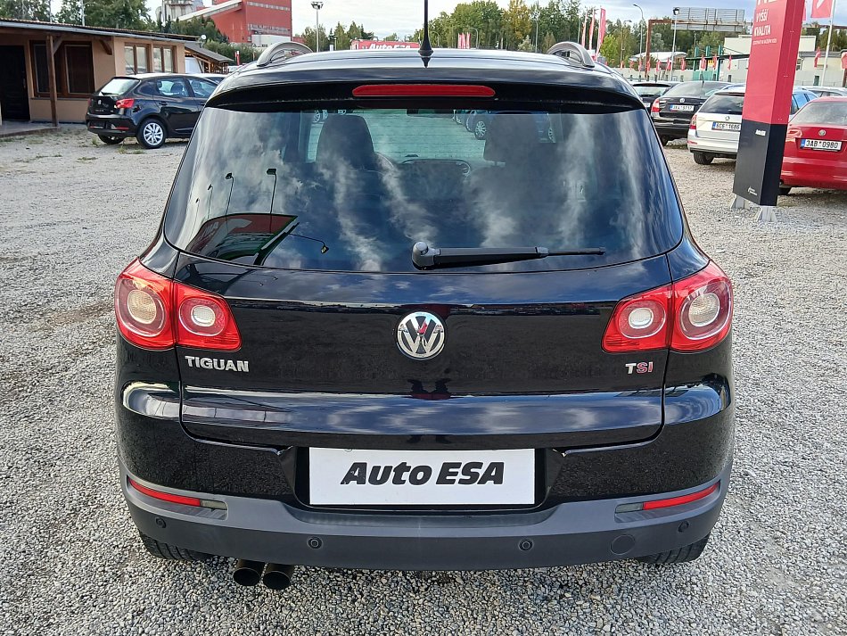 Volkswagen Tiguan 1.4TSi 