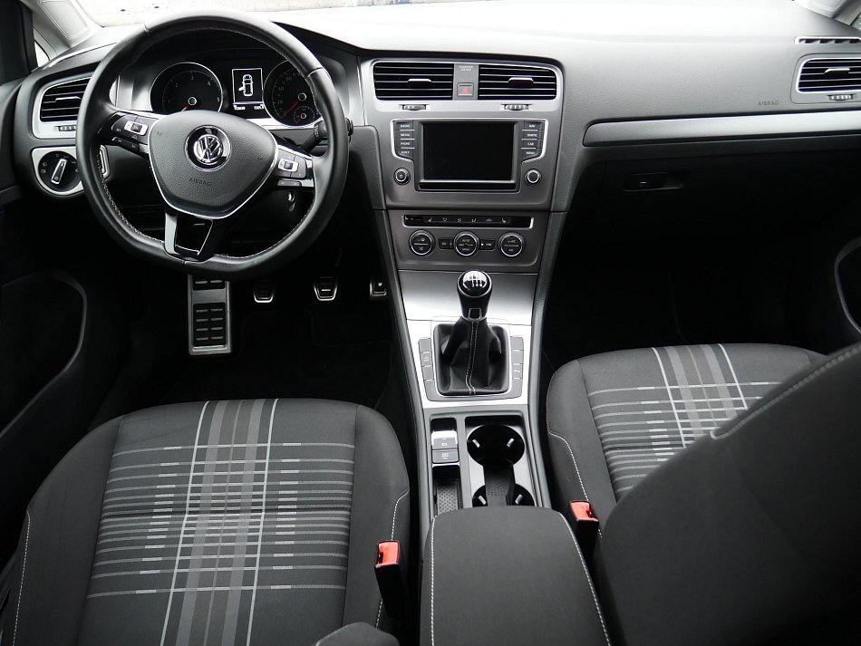 Volkswagen Golf 2.0 TDi Lounge