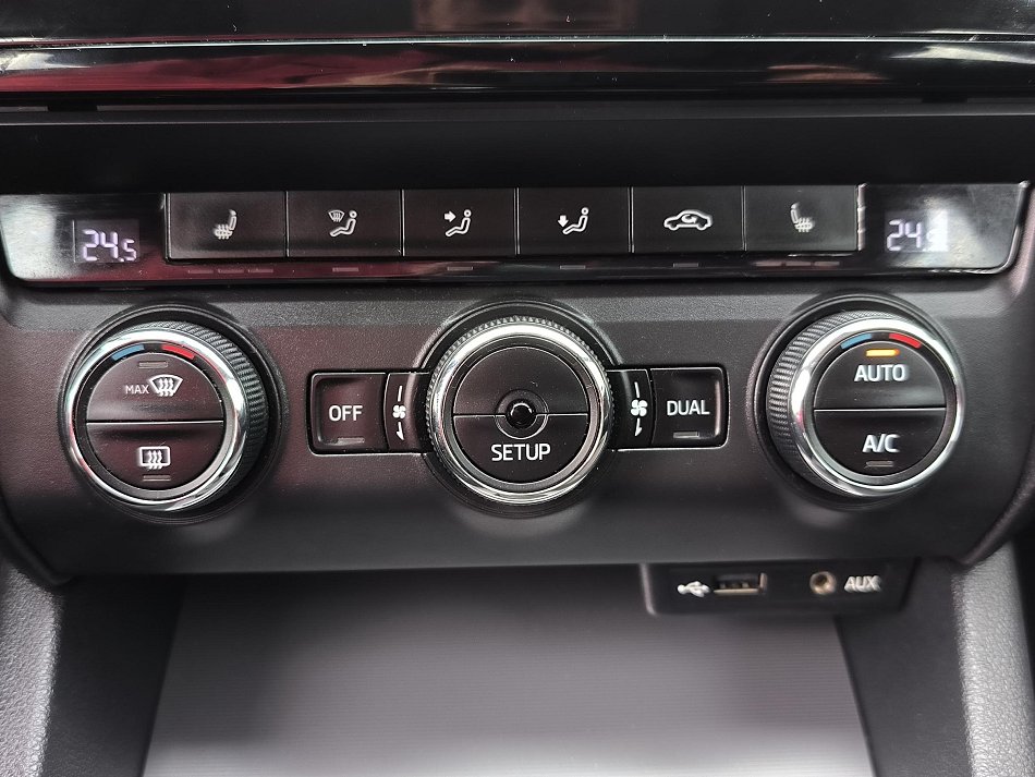 Škoda Octavia III 2.0 TDi Elegance