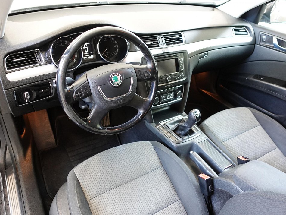 Škoda Superb II 1.6 TDi 