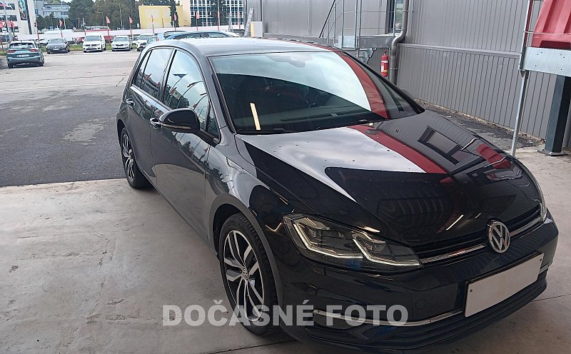 Volkswagen Golf 1.4 TSi 
