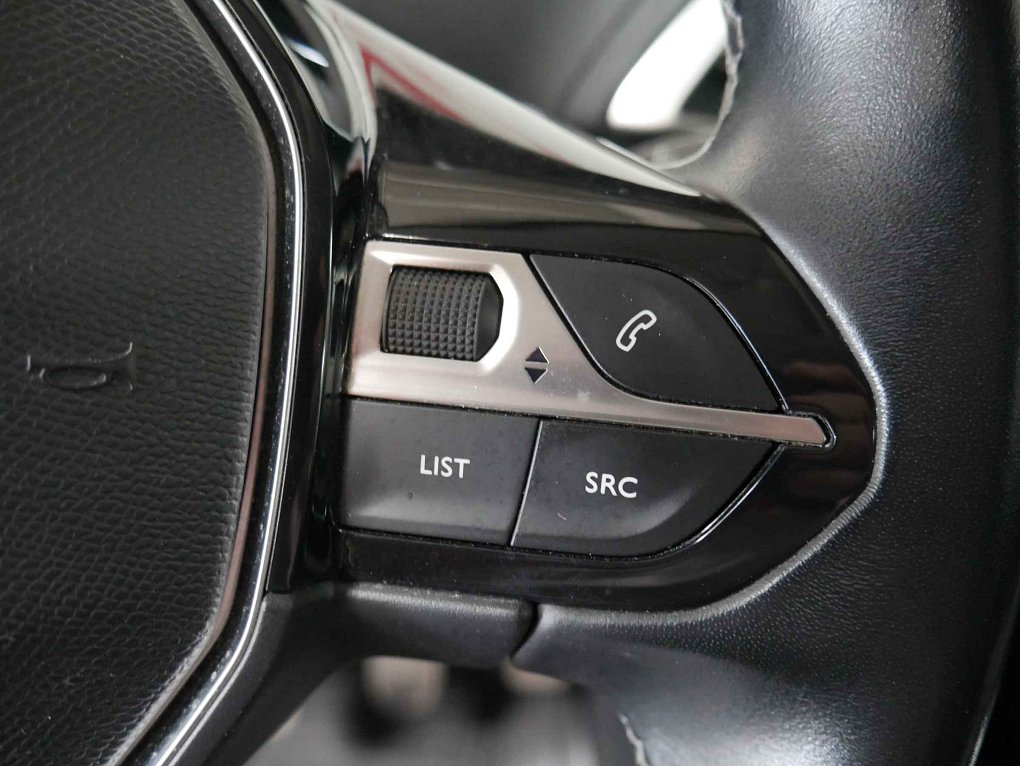 Peugeot 3008 1.5 HDi 