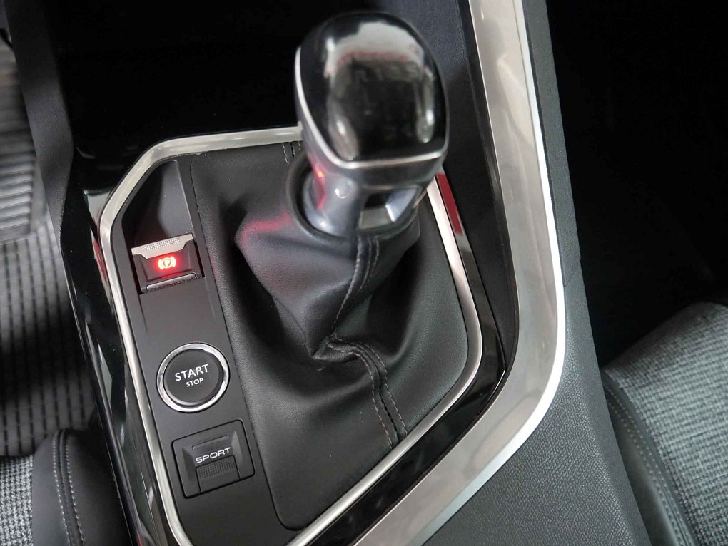 Peugeot 3008 1.5 HDi 
