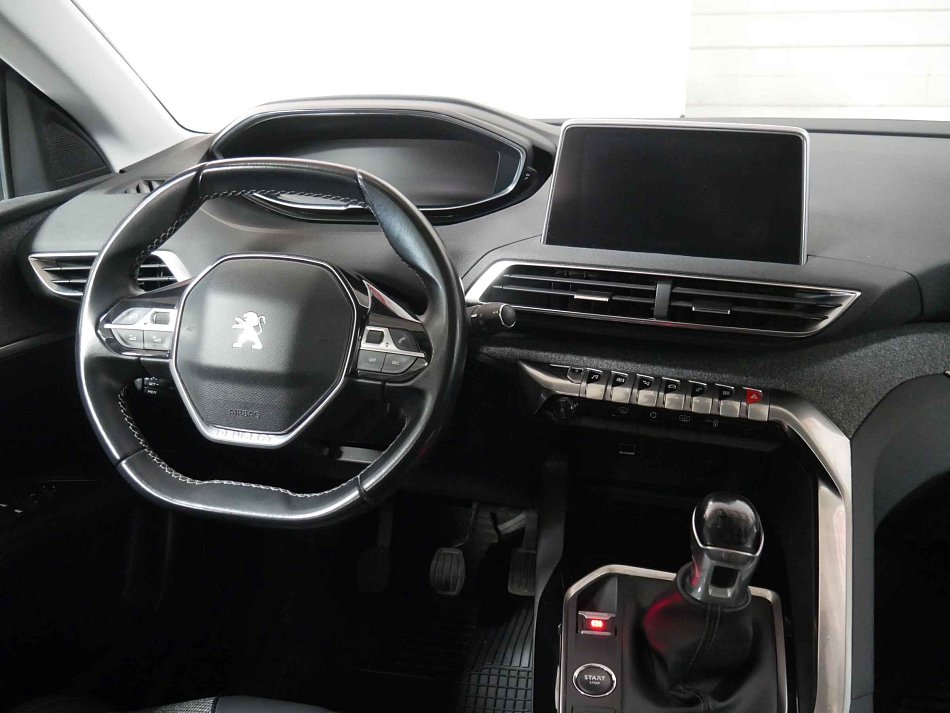 Peugeot 3008 1.5 HDi 