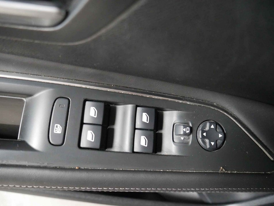 Peugeot 3008 1.5 HDi 