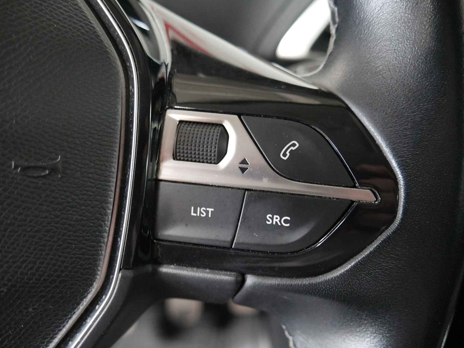 Peugeot 3008 1.5 HDi 
